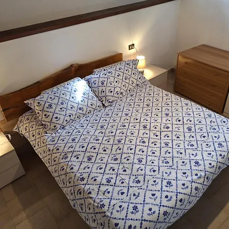 شقة Lo Chalet Della Zia Marianna فيركانا